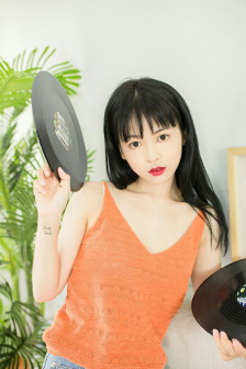 校服下摆太紧不好C